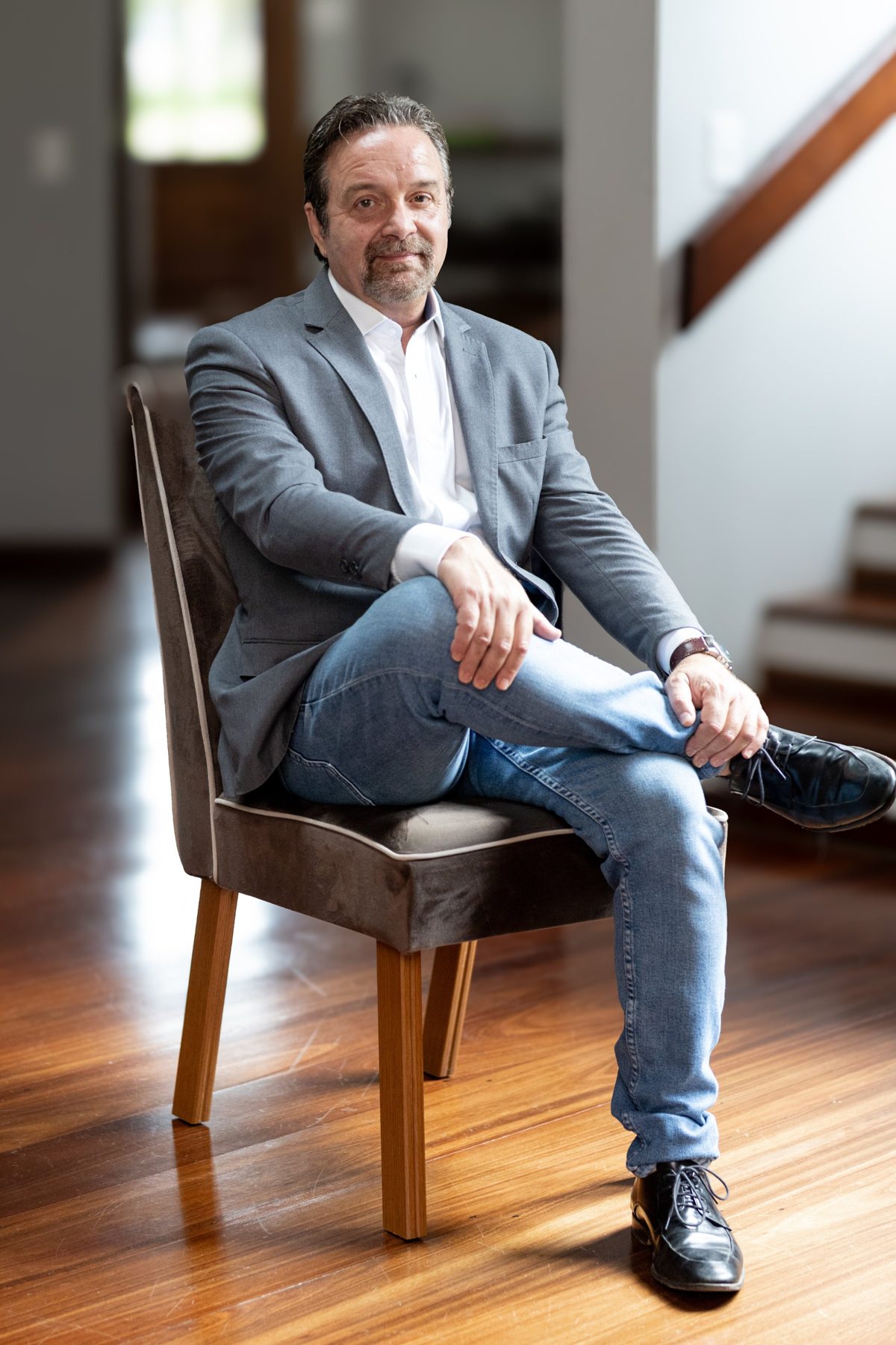 Dr. Pablo Llompart no consultório